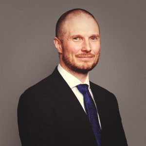 Truls Ove Karlsen er advokat i Kreditorforeningen og har skrevet en artikkel om reklamasjon