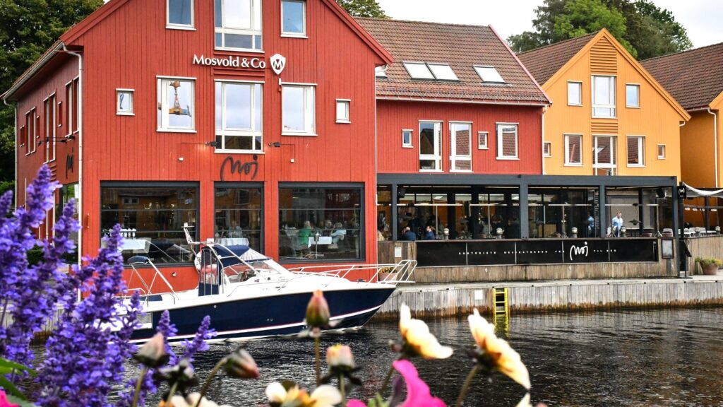 Hos Moi Kristiansand